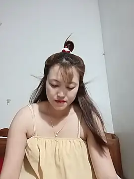 Snapshot of -Bitilu- chatting on June 13, 2026, 2:42 am -Bitilu- online show from June 13, 2026, 2:42 am