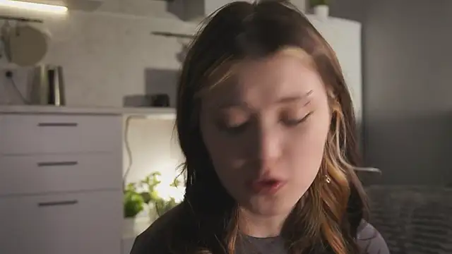 Snapshot of ShyAkemis chatting on April 1, 2026, 3:09 pm ShyAkemis online show from April 1, 2026, 3:09 pm