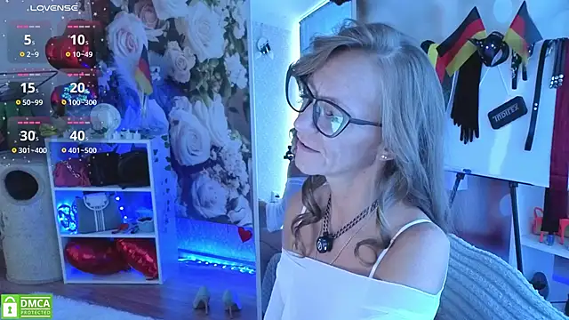 Snapshot of jesica_mooonn chatting on June 27, 2026, 4:18 am jesica mooonn online show from June 27, 2026, 4:18 am