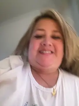 Snapshot of Martinacurvy_ chatting on March 29, 2026, 7:48 pm Martinacurvy online show from March 29, 2026, 7:48 pm