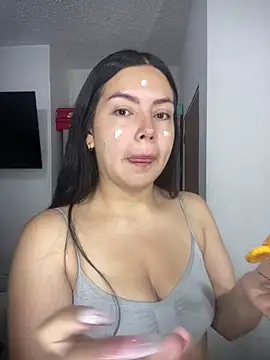 Snapshot of Cami_olarte chatting on June 28, 2026, 1:17 pm Cami olarte online show from June 28, 2026, 1:17 pm