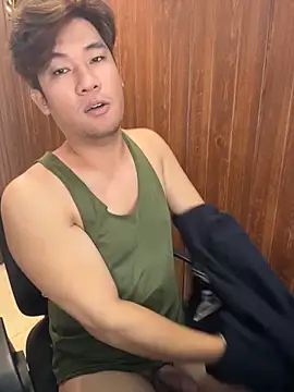 Snapshot of Titanryu chatting on June 6, 2026, 2:28 am Titanryu online show from June 6, 2026, 2:28 am