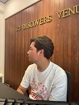 Snapshot of Titanryu chatting on April 1, 2026, 3:08 am Titanryu online show from April 1, 2026, 3:08 am