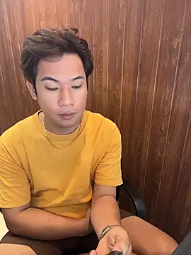 Snapshot of Titanryu chatting on April 13, 2026, 2:37 am Titanryu online show from April 13, 2026, 2:37 am