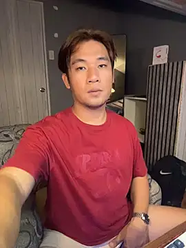 Snapshot of Titanryu chatting on July 15, 2026, 12:34 pm Titanryu online show from July 15, 2026, 12:34 pm