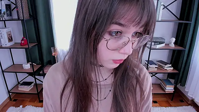 Snapshot of LaelIvie chatting on April 12, 2026, 9:01 am LaelIvie online show from April 12, 2026, 9:01 am