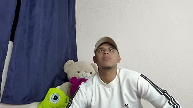 Zaym Liam online show from March 28, 2026, 12:11 am