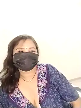 Hoty bhabii online show from April 13, 2026, 6:56 pm