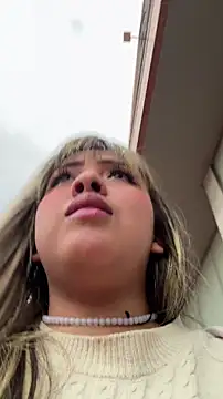 NinaValencia  online show from March 30, 2026, 10:33 pm