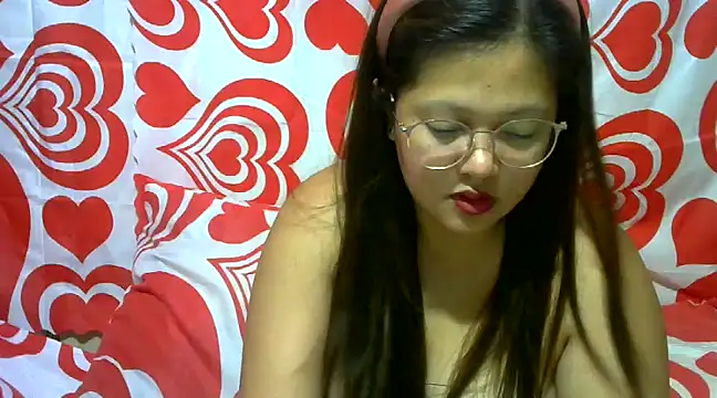 Snapshot of Miss_Ashley chatting on February 13, 2025, 4:28 pm Miss Ashley online show from February 13, 2025, 4:28 pm