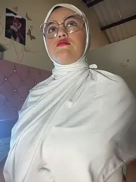 Snapshot of Marian_fadel chatting on June 27, 2026, 1:06 pm Marian fadel online show from June 27, 2026, 1:06 pm