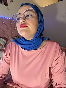 Snapshot of Marian_fadel chatting on July 10, 2026, 1:22 pm Marian fadel online show from July 10, 2026, 1:22 pm