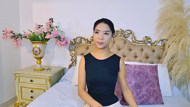 Snapshot of Sandy_Becker chatting on July 14, 2026, 10:43 am Sandy Becker online show from July 14, 2026, 10:43 am