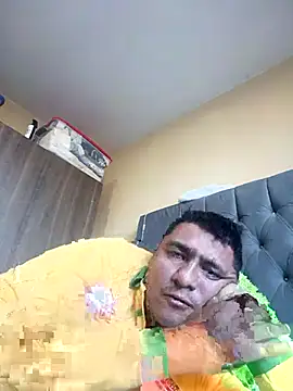 luis20212 online show from March 26, 2026, 10:29 pm