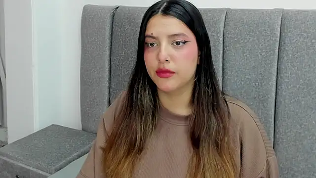 Arihanna London online show from April 10, 2026, 8:05 pm