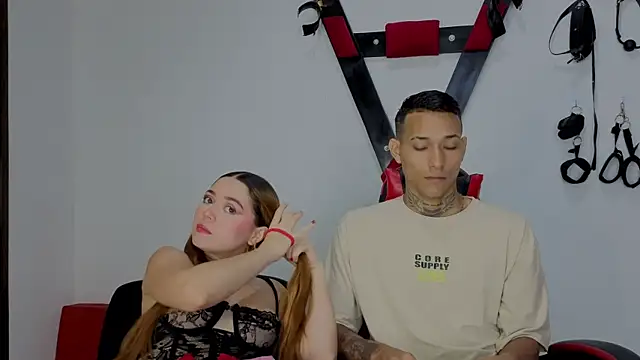 Snapshot of Hana_and_Zeta2026 chatting on April 1, 2026, 12:28 pm Hana and Zeta2026 online show from April 1, 2026, 12:28 pm