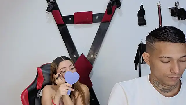 Snapshot of Hana_and_Zeta2026 chatting on April 12, 2026, 12:30 pm Hana and Zeta2026 online show from April 12, 2026, 12:30 pm