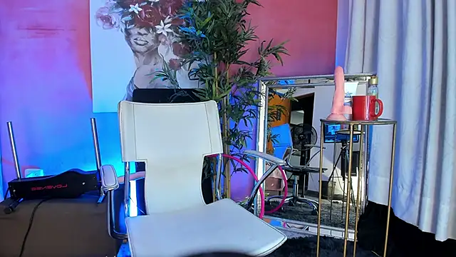 LexyNova  online show from April 8, 2026, 5:36 pm