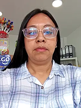 Snapshot of Violeta--7 chatting on April 15, 2026, 1:48 pm Violeta--7 online show from April 15, 2026, 1:48 pm