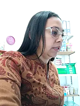 Snapshot of Violeta--7 chatting on April 8, 2026, 1:34 pm Violeta--7 online show from April 8, 2026, 1:34 pm