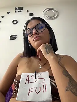 Slut Dirty Nasty1 online show from April 5, 2026, 5:08 pm