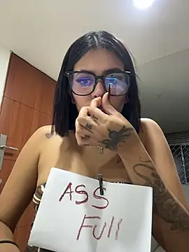 Slut Dirty Nasty1 online show from April 5, 2026, 3:46 am