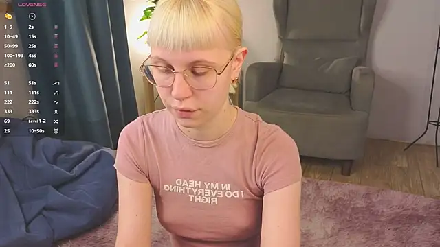 Snapshot of call_me_heaven chatting on April 13, 2026, 3:27 pm call me heaven online show from April 13, 2026, 3:27 pm