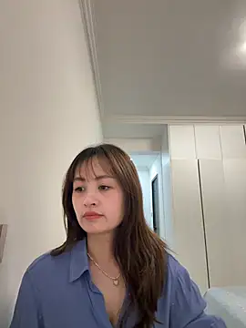 Yang 218 online show from April 15, 2026, 5:13 am