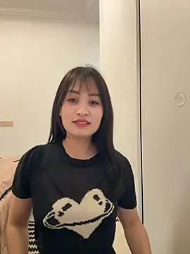 Snapshot of Yang_218 chatting on May 16, 2026, 1:32 pm Yang 218 online show from May 16, 2026, 1:32 pm