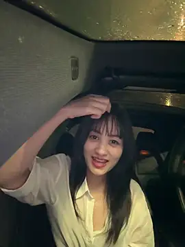 Snapshot of Yang_218 chatting on May 18, 2026, 1:49 pm Yang 218 online show from May 18, 2026, 1:49 pm