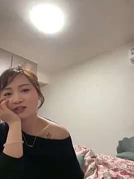 Huihui 518 online show from April 12, 2026, 6:11 pm