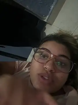 Snapshot of C1N09 chatting on June 7, 2026, 6:29 am C1N09 online show from June 7, 2026, 6:29 am
