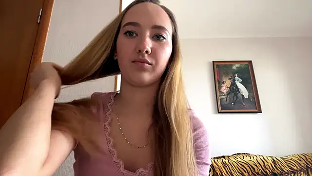 Liesenaniles online show from March 31, 2026, 8:27 am