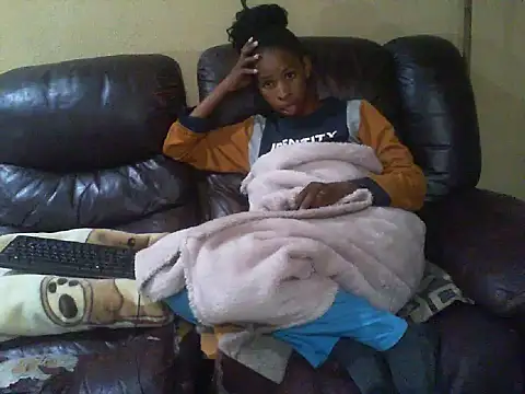 Queen-minaji online show from April 13, 2026, 5:39 pm