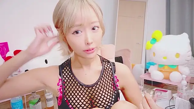 Snapshot of baby__cherry__ chatting on June 12, 2026, 12:14 pm baby cherry online show from June 12, 2026, 12:14 pm