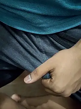 sweetcock180 online show from April 13, 2026, 9:46 am