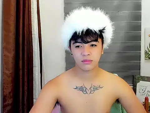 Snapshot of Untouchable_Bromancexxx chatting on July 23, 2026, 7:05 am Untouchable Bromancexxx online show from July 23, 2026, 7:05 am