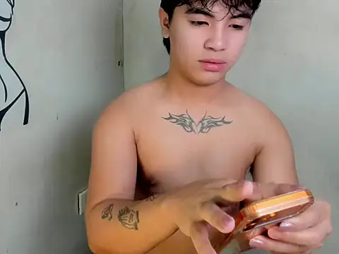 Snapshot of Untouchable_Bromancexxx chatting on June 30, 2026, 11:32 am Untouchable Bromancexxx online show from June 30, 2026, 11:32 am