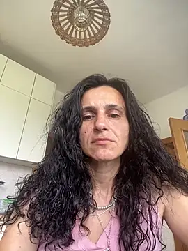 Snapshot of StellaMia263 chatting on July 7, 2026, 1:14 pm StellaMia263 online show from July 7, 2026, 1:14 pm