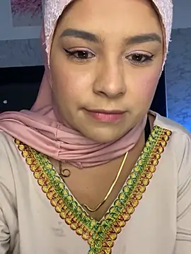 Snapshot of alia_asad chatting on May 18, 2026, 1:05 pm alia asad online show from May 18, 2026, 1:05 pm