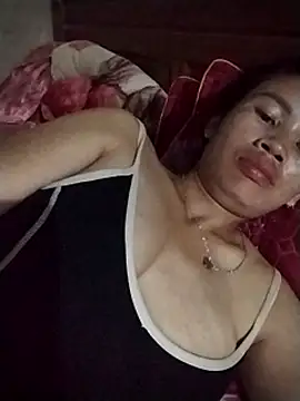 Snapshot of djdddj1 chatting on April 12, 2026, 12:52 pm djdddj1 online show from April 12, 2026, 12:52 pm