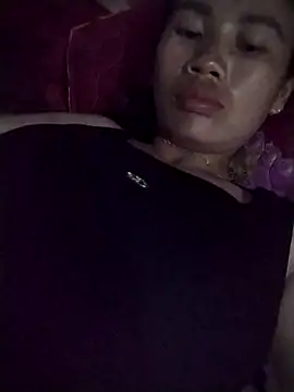 Snapshot of djdddj1 chatting on April 15, 2026, 1:04 pm djdddj1 online show from April 15, 2026, 1:04 pm