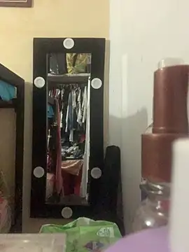 Snapshot of Cataleya2026 chatting on April 15, 2026, 2:10 pm Cataleya2026 online show from April 15, 2026, 2:10 pm