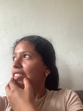 Snapshot of Cataleya2026 chatting on April 15, 2026, 7:58 pm Cataleya2026 online show from April 15, 2026, 7:58 pm