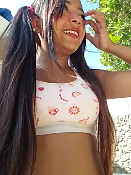 Snapshot of Pretty_karol chatting on May 22, 2026, 1:31 pm Pretty karol online show from May 22, 2026, 1:31 pm