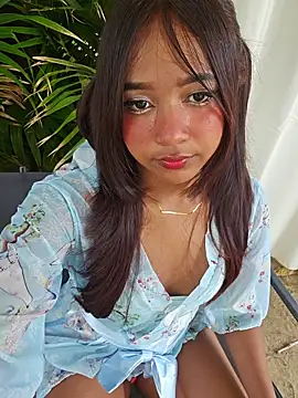 Snapshot of Pretty_karol chatting on May 30, 2026, 12:22 pm Pretty karol online show from May 30, 2026, 12:22 pm