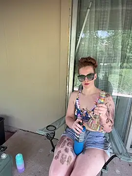 RoxyRedXO12 online show from April 9, 2026, 6:25 pm