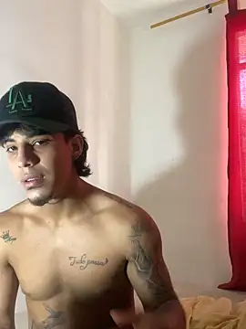 sofiiteen18 online show from April 4, 2026, 6:25 pm