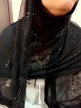 Snapshot of Miss_Noor__ chatting on June 1, 2026, 8:14 am Miss Noor online show from June 1, 2026, 8:14 am