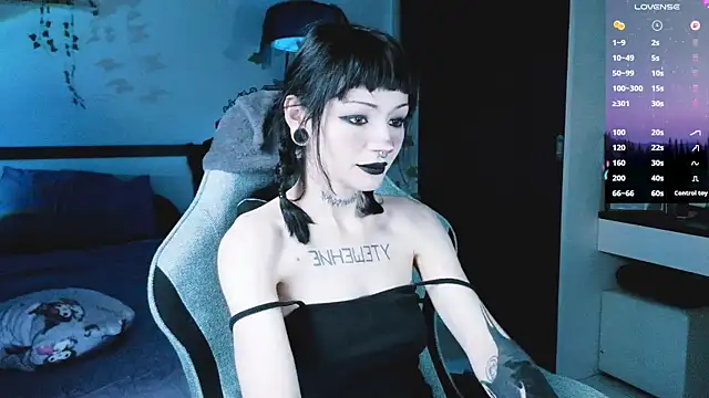 H3xD0ll online show from July 12, 2026, 11:55 am